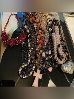 Vintage to Now Estate Jewelry Lot 45